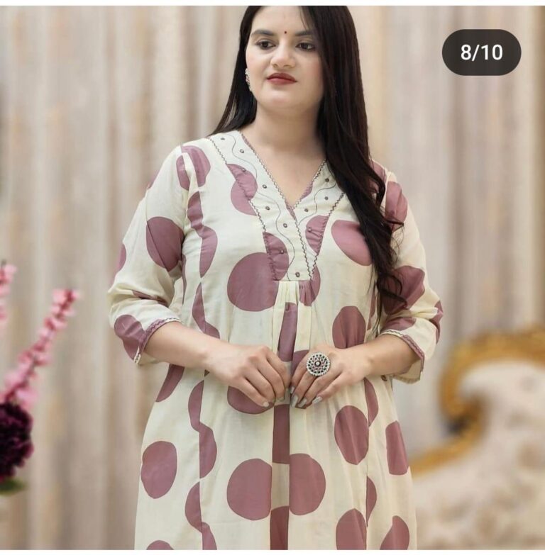 Beautiful comfortable silhouette with an amazing print