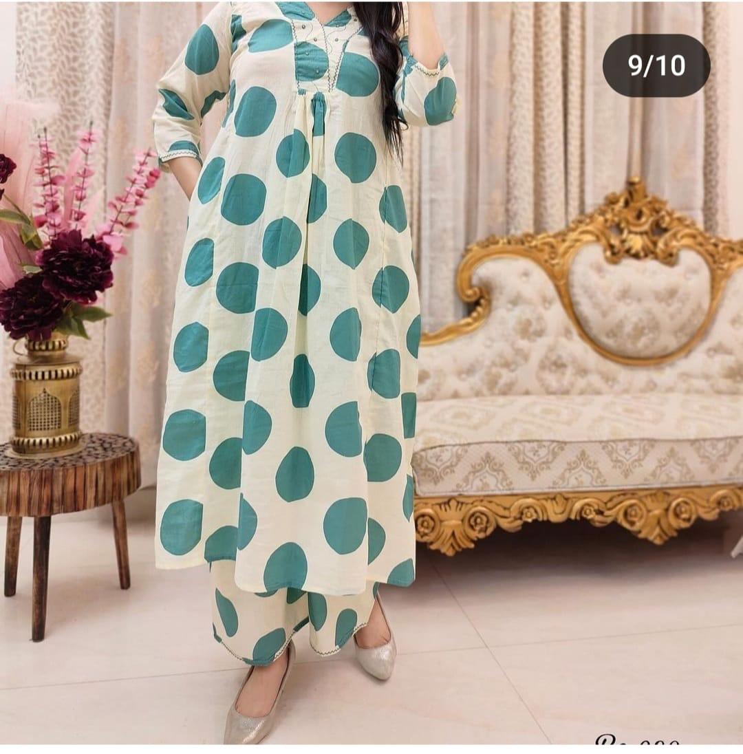 Beautiful comfortable silhouette with an amazing print