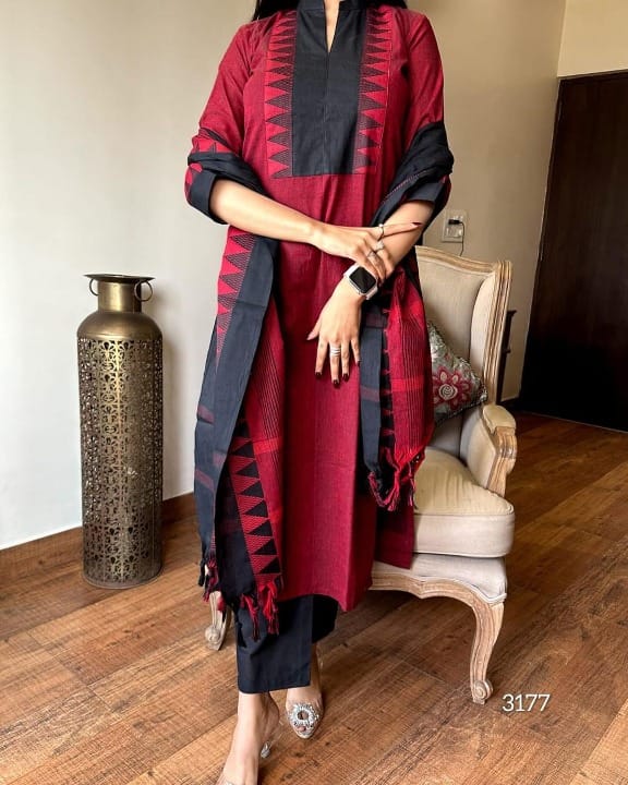 Butti south cotton kurta and south cotton pant paired with south cotton duppata