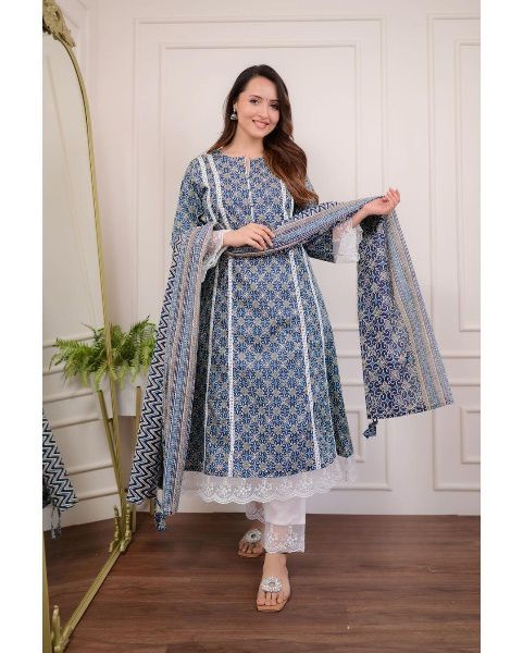 Pired with Matching lace pants and cotton duppata