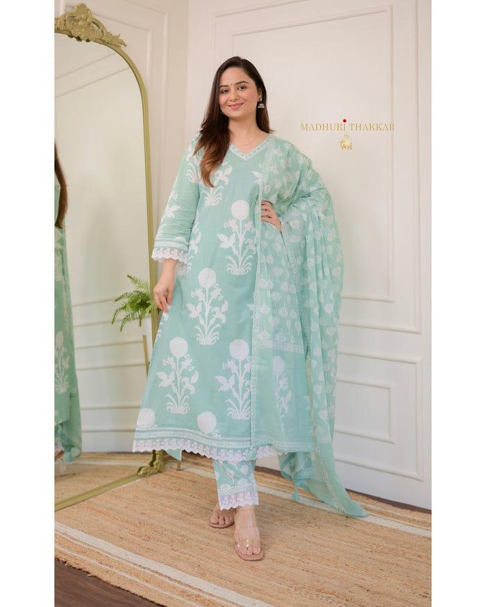 Cotton dupatta adorned with exquisite lacework edges