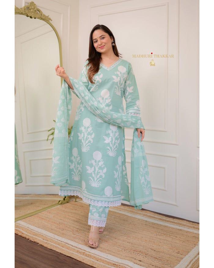 Cotton dupatta adorned with exquisite lacework edges