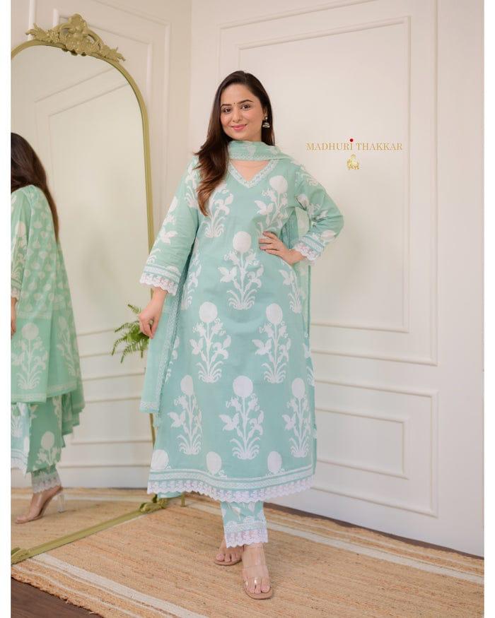 Cotton dupatta adorned with exquisite lacework edges