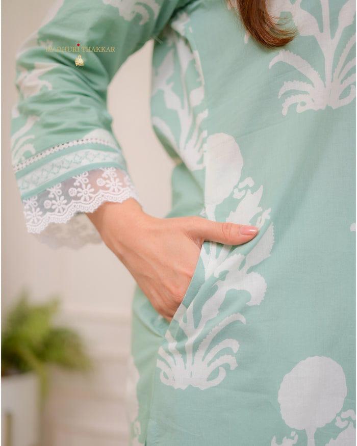 Cotton dupatta adorned with exquisite lacework edges