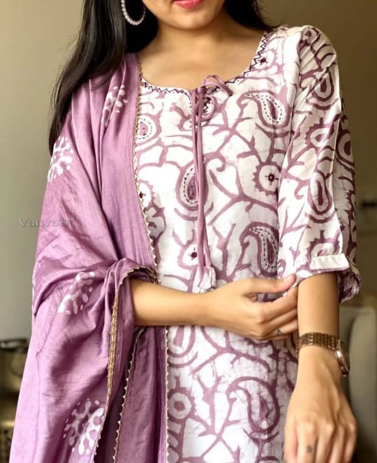 Cotton 60'60 printed(Sequence Handwork with gota lace) kurta with pant