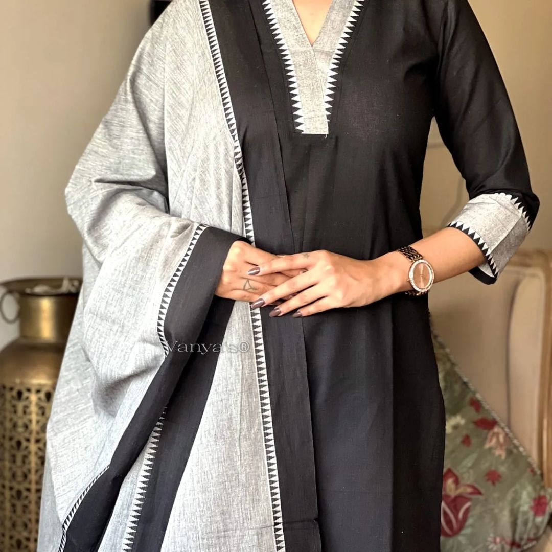 Handloom butti south cotton kurta  and south cotton pant