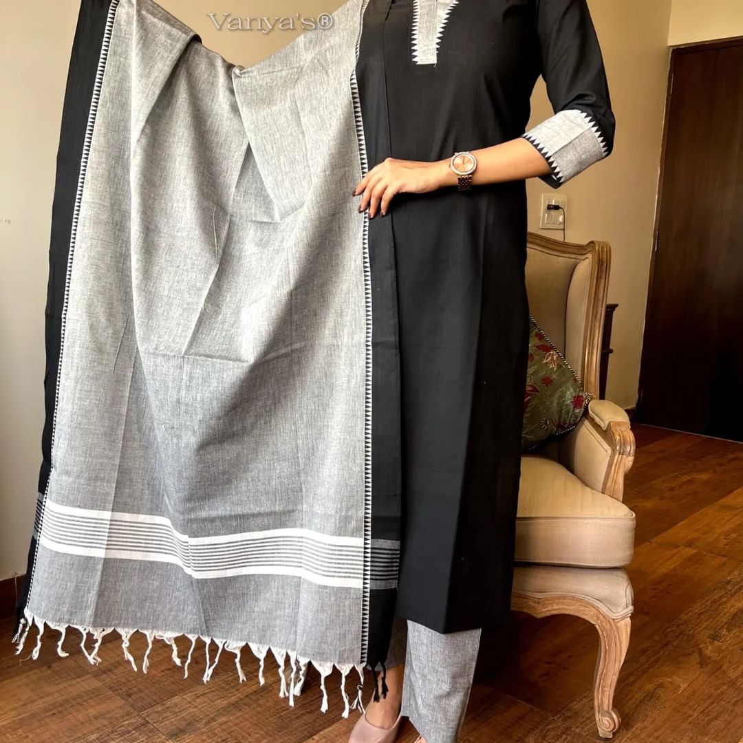 Handloom butti south cotton kurta  and south cotton pant