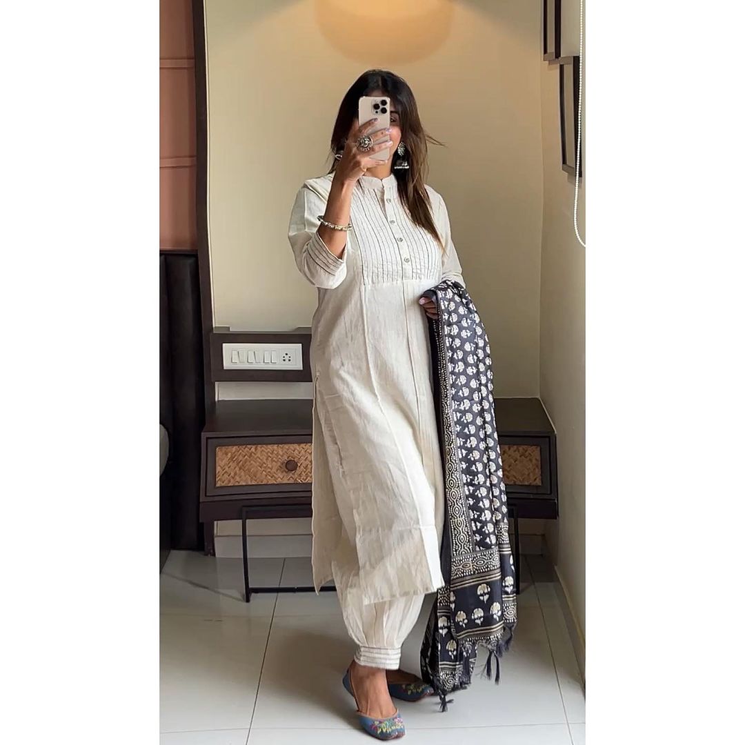 Handloom khadi set with KANTHA