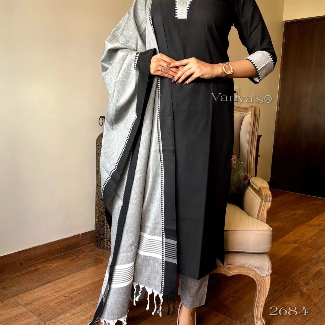Handloom butti south cotton kurta  and south cotton pant
