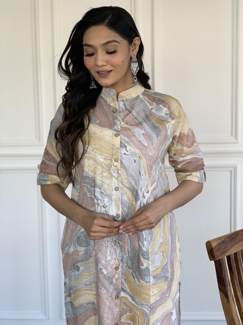 marble print  kurti With pant with samosa lace.