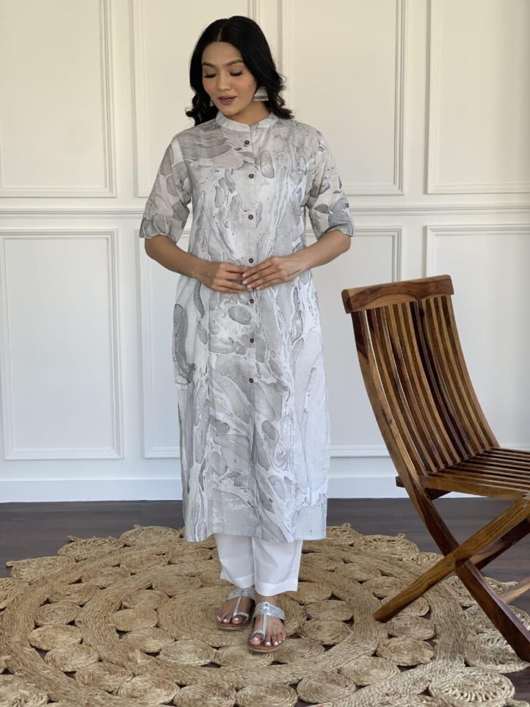 marble print  kurti With pant with samosa lace.