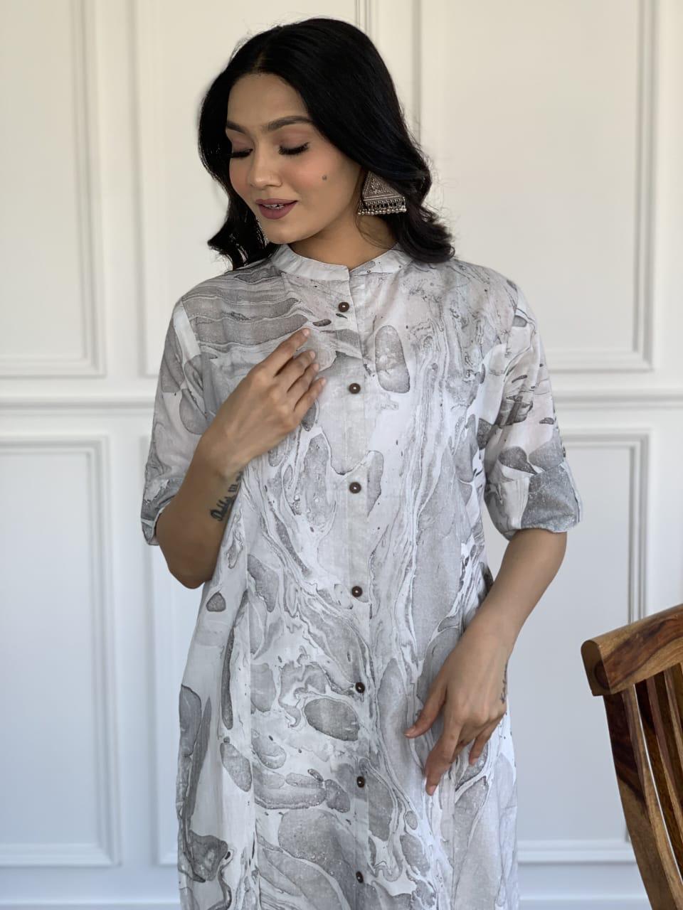 marble print  kurti With pant with samosa lace.