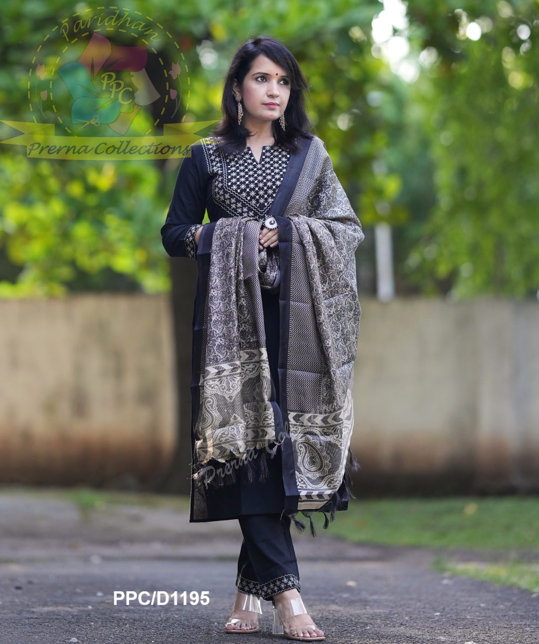 HANDLOOM EMBROIDERY SET WITH KALAMKARI KHADI SILK DUPATTA