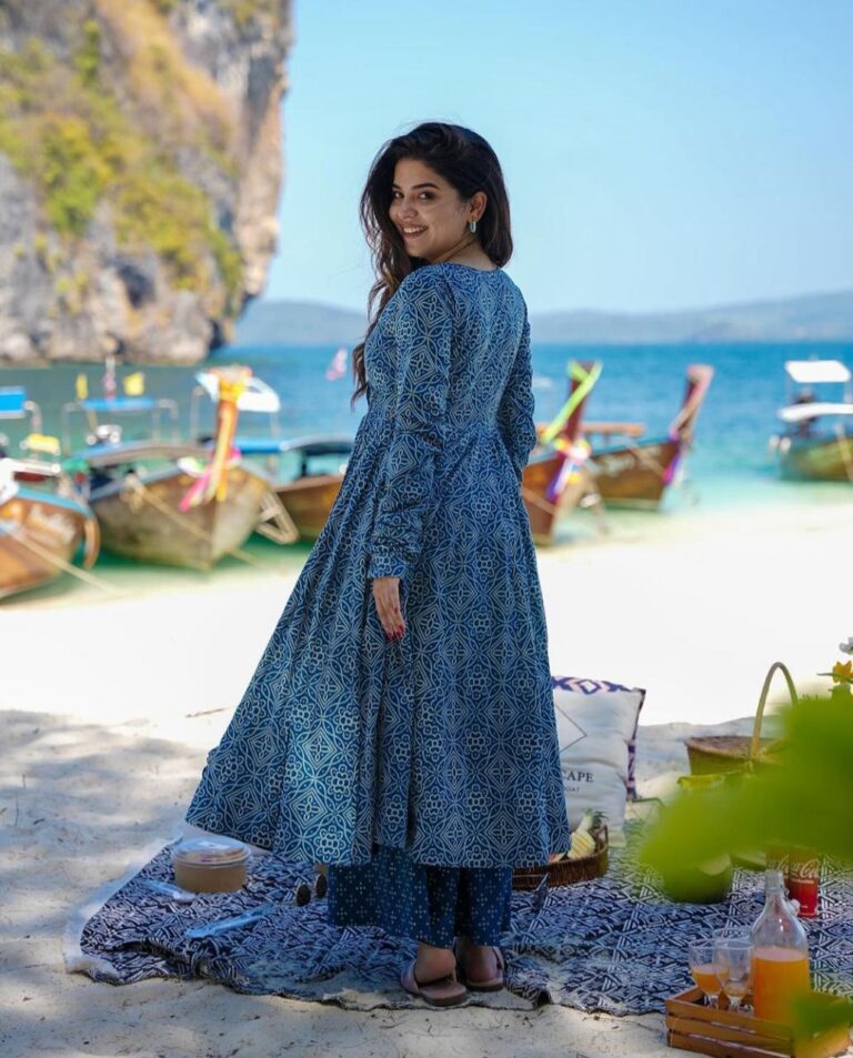Beautiful Anarkali angrakha dress Bandej Print Kurti gown with Beautiful Cotton Dupatta