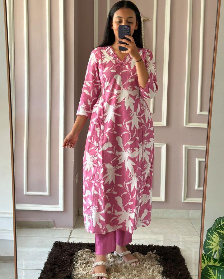 New smart casual Cotton Kurti set Abstract Floral Print Featuring V-neck Design