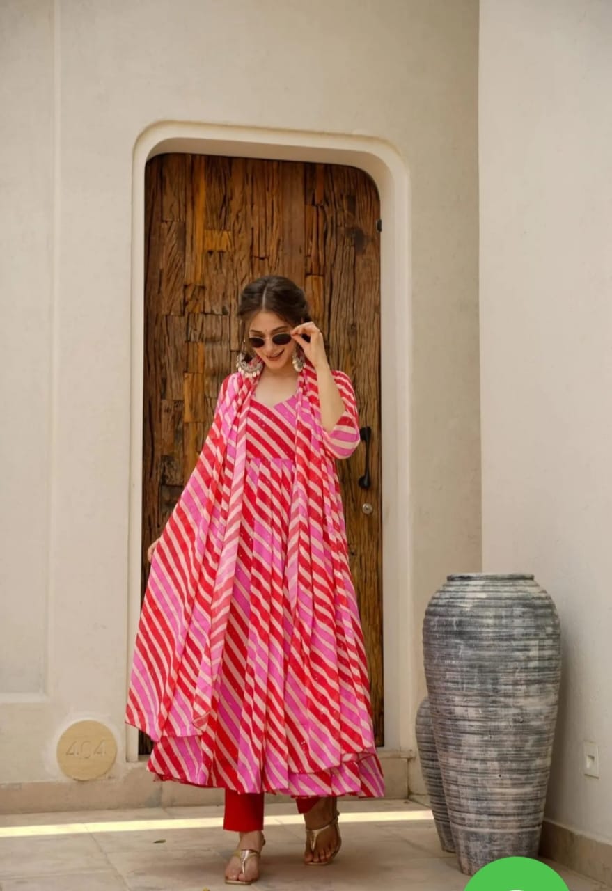 LHRIYA KURTA PENT WITH DUPATTA SUIT SET