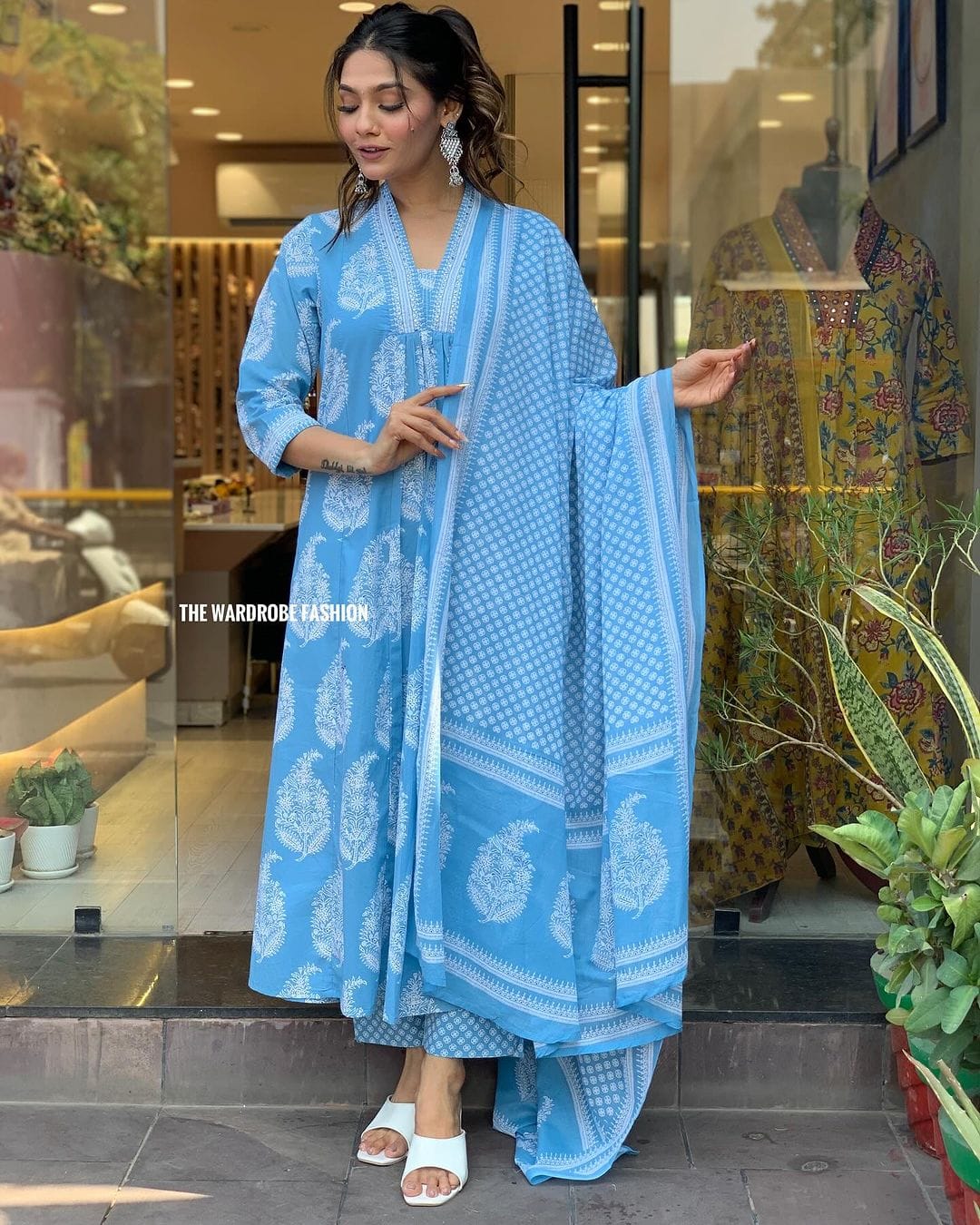 3 pcs Kuta set with Kurti and pant and dupatta