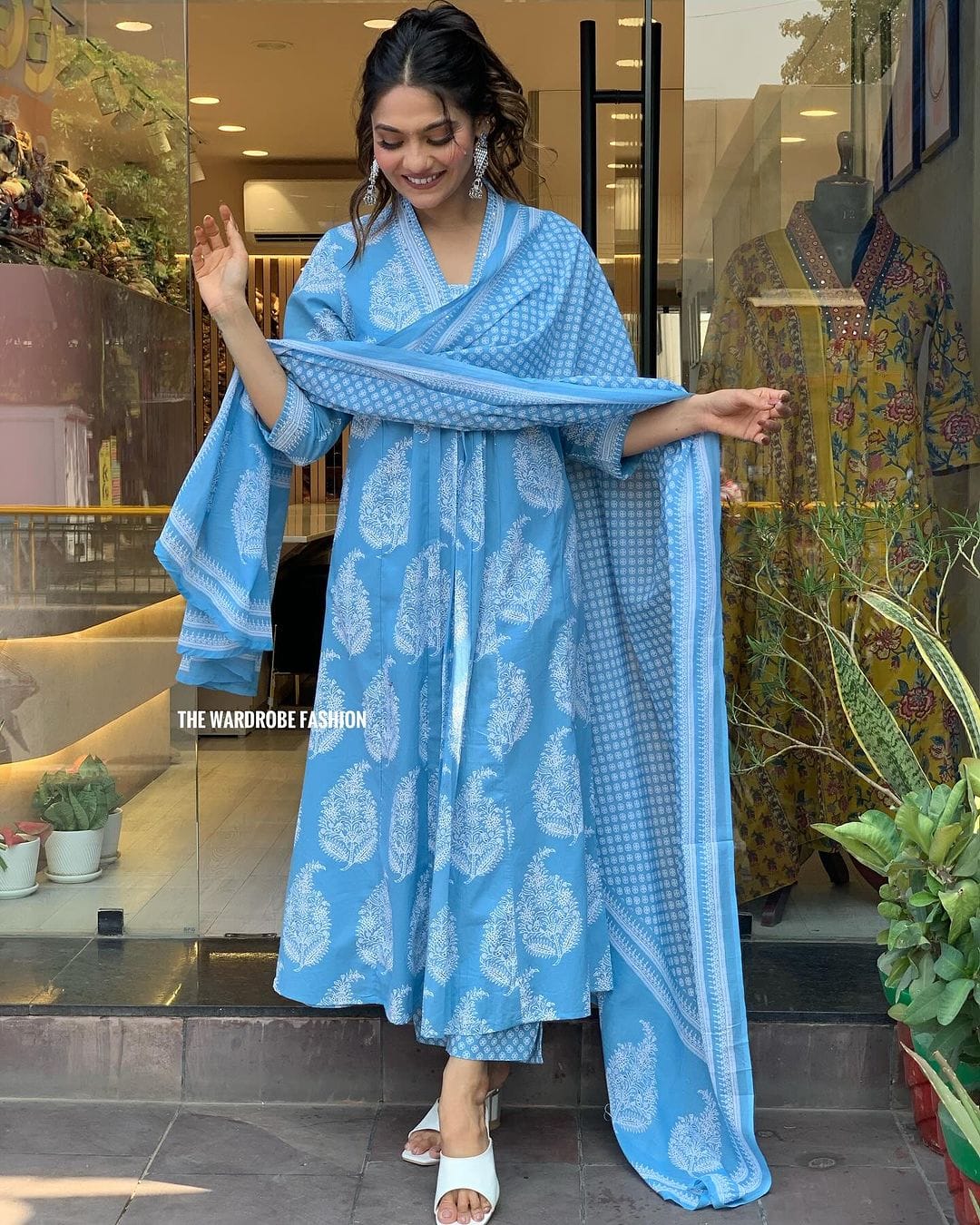 3 pcs Kuta set with Kurti and pant and dupatta