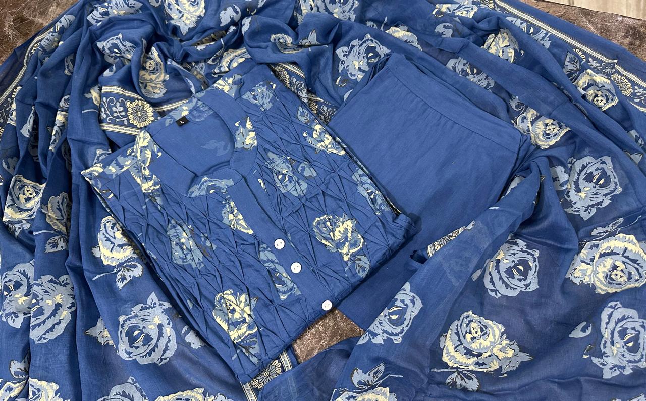 A-line pant set is perfect for the summer season with its vibrant floral print